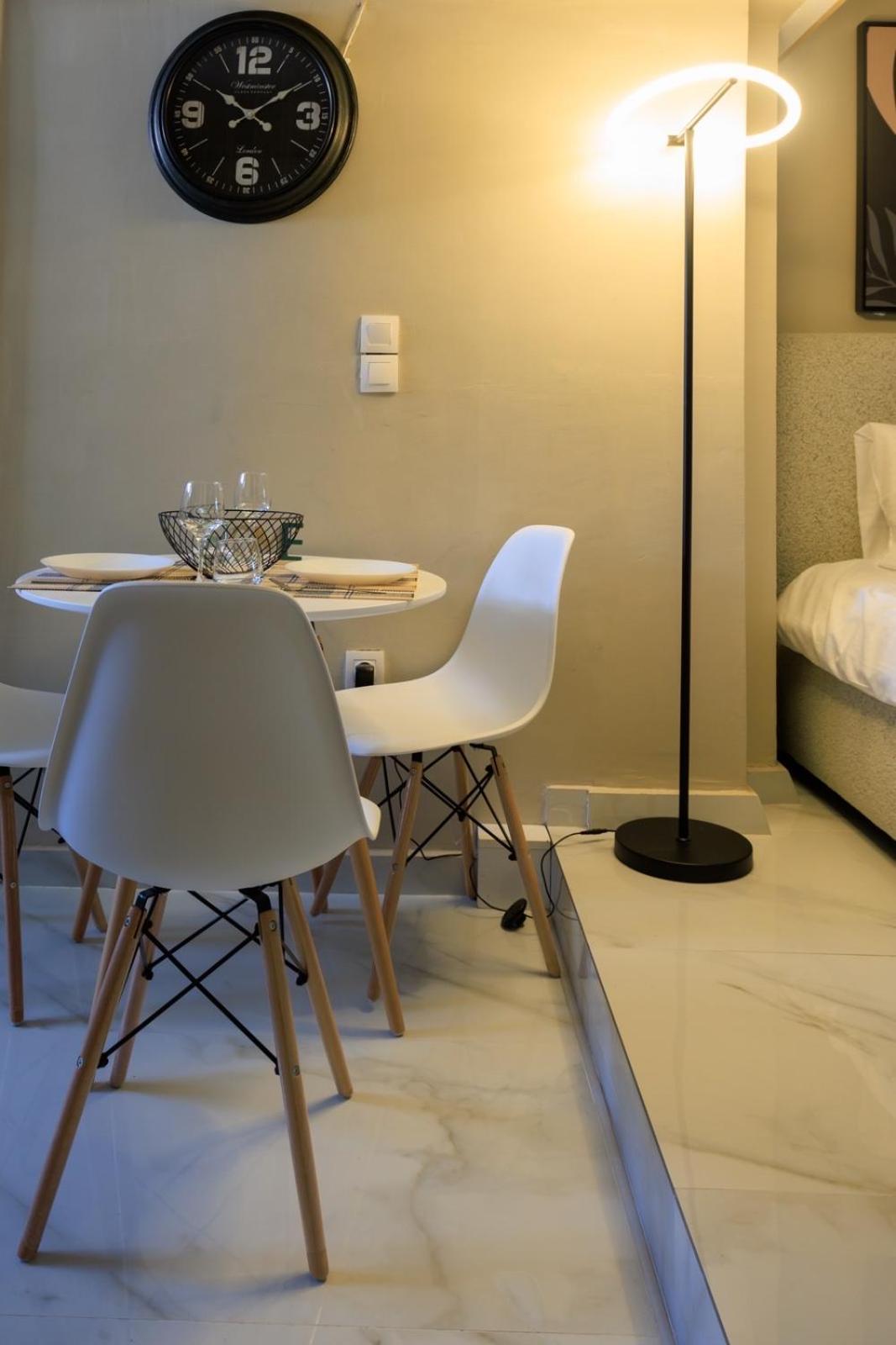 Aiolos New Smyrni View Loft Athen